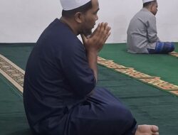 Himbauan Sholat Berjama’ah Oleh Lurah Tanjung Palas Untung Efendi